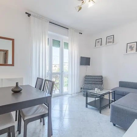 Lingotto District Functional Apartment Turin