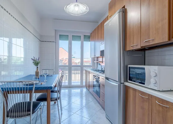 Guesthost - Lingotto Comfy